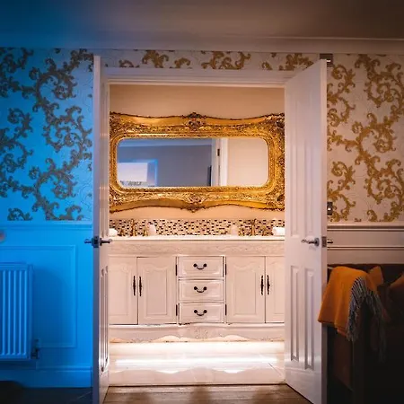 Hotel The Little At 3*