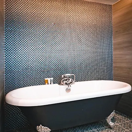 Hotel The Little At 3*